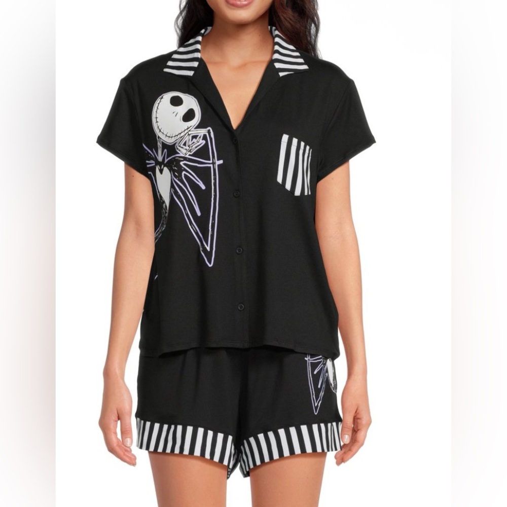 Disney Nightmare Before Christmas Women's Top and Shorts Pajama Set 2-Piece XS - Picture 2 of 10
